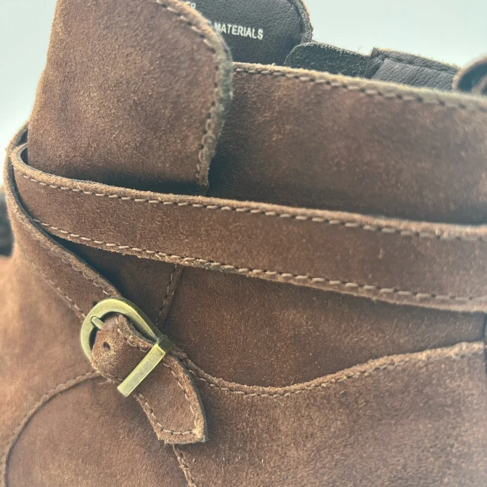 Born Jorgette Ankle Boots in Distressed Suede Brown size 8.5 - Picture 8 of 10